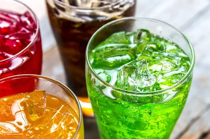La OMS invita a los países a subir los impuestos sobre el alcohol y las bebidas azucaradas