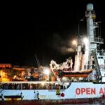 El "Open Arms"a su llegada Lampedusa