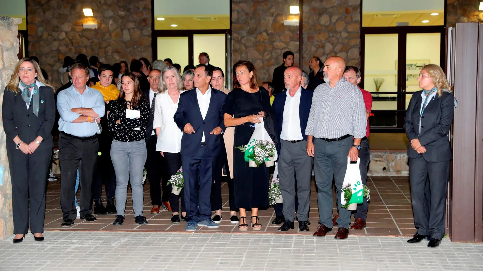 La familia, en la capilla ardiente