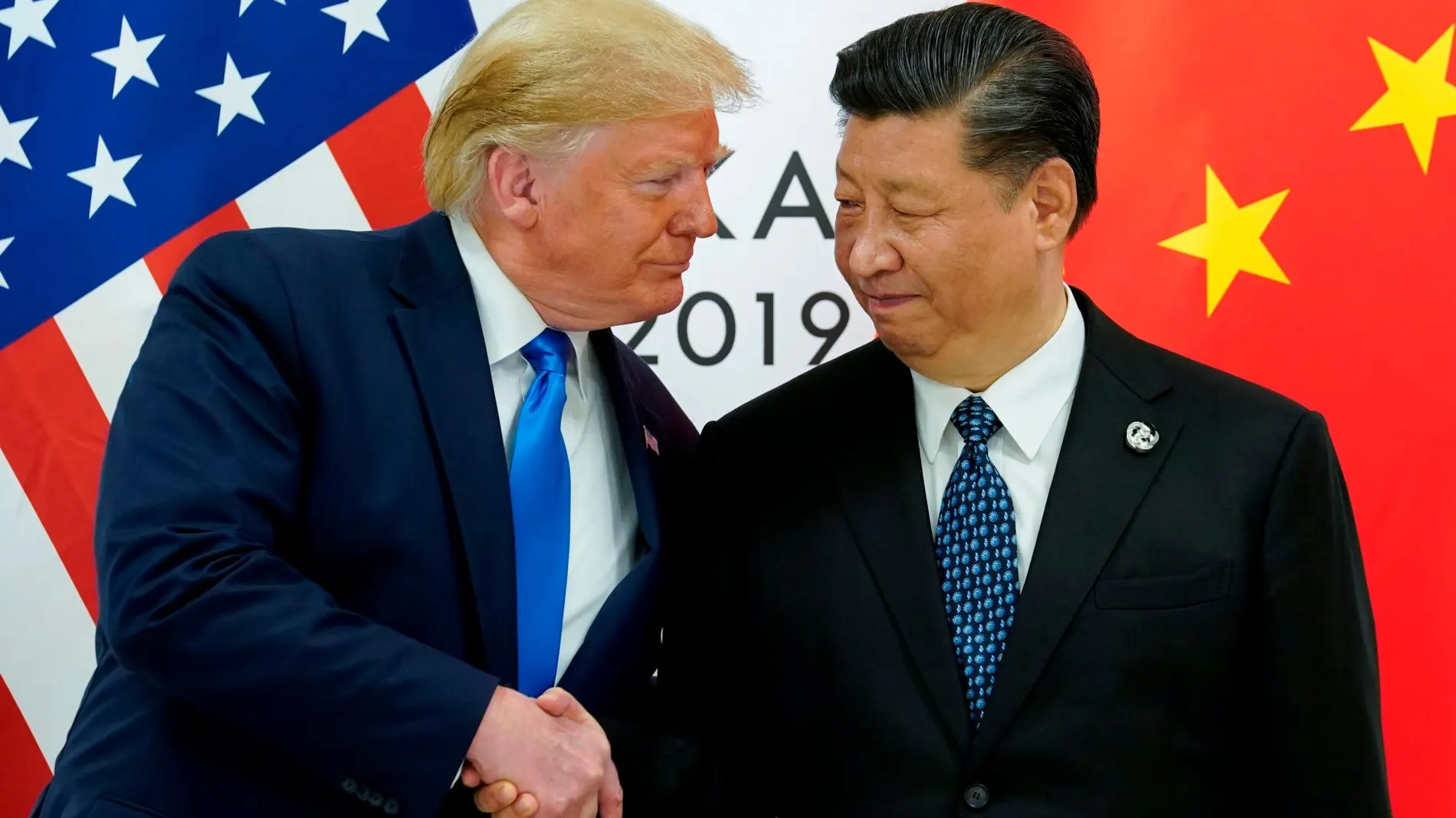 Donald Trump junto con Xi Jinping