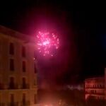 Momento en que el cohete explota cerca del helicóptero