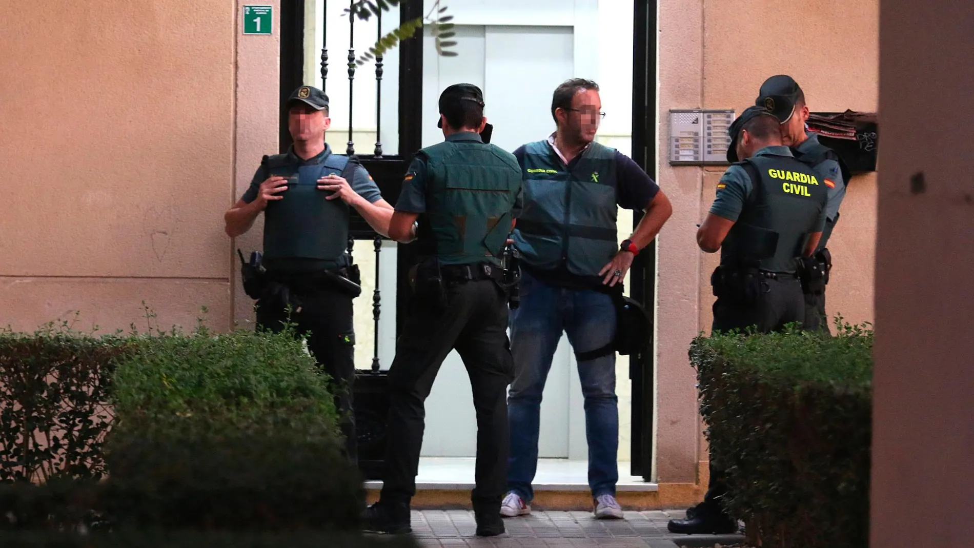 La Guardia Civil registra el domicilio de la mujer que mató a su hijo en El Ejido/Foto: Ep
