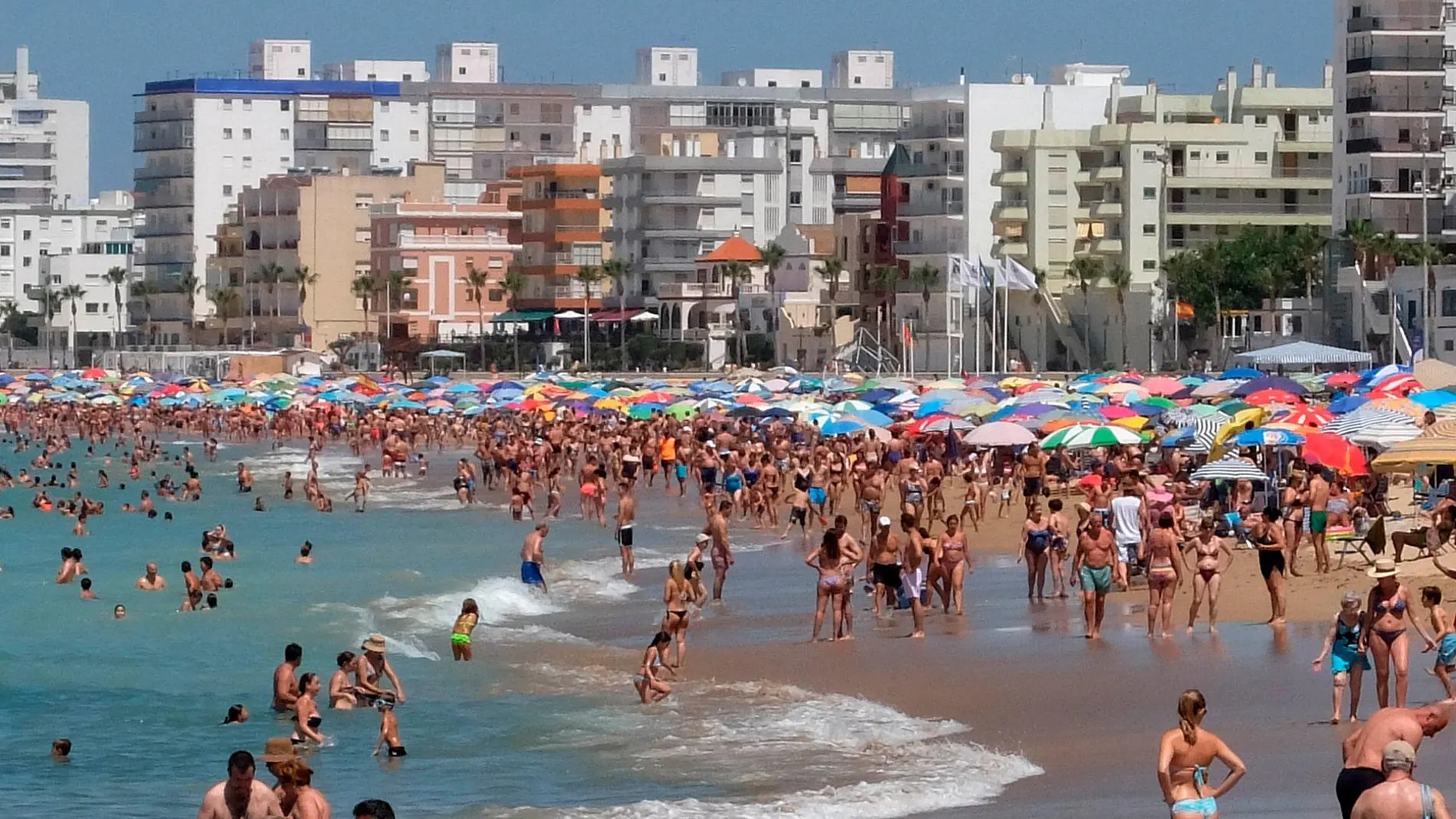 El turismo de sol y playa sigue siendo uno de los principales resortes del sector