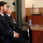 Messi y su padre, en el juicio por delito fiscal que se celebró en Audiencia de Barcelona