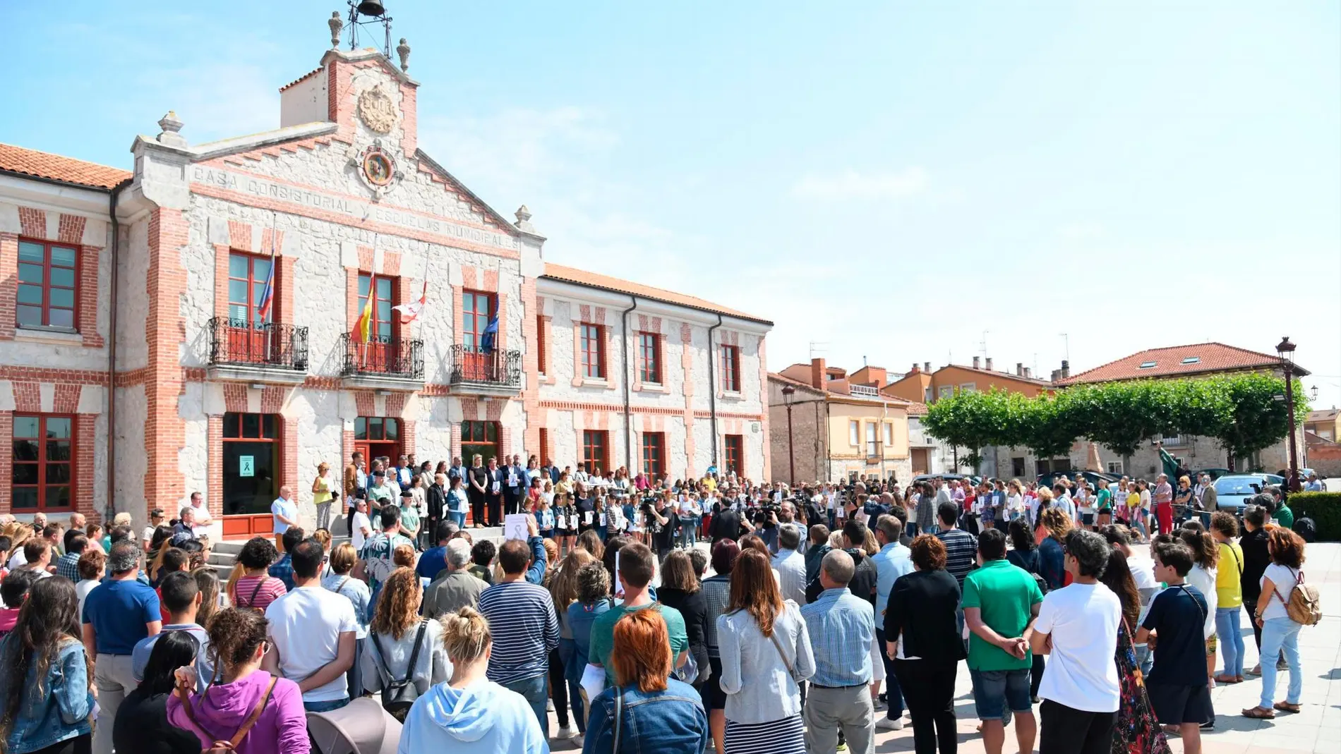 El Ayuntamiento de Villagonzalo Pedernales (Burgos) convoca una concentración de rechazo por el crimen de una mujer en el municipio burgalés