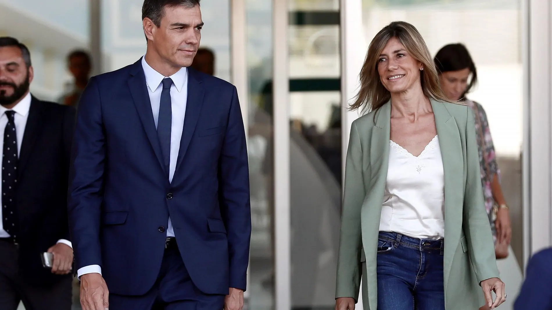 Begoña Gómez y su desafortunado 'look' para visitar a don Juan Carlos al hospital