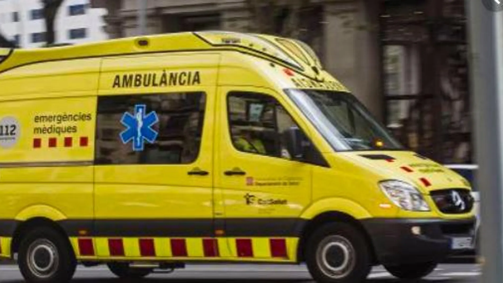 Las unidades del SEM han atendido a los heridos leves por el accidente