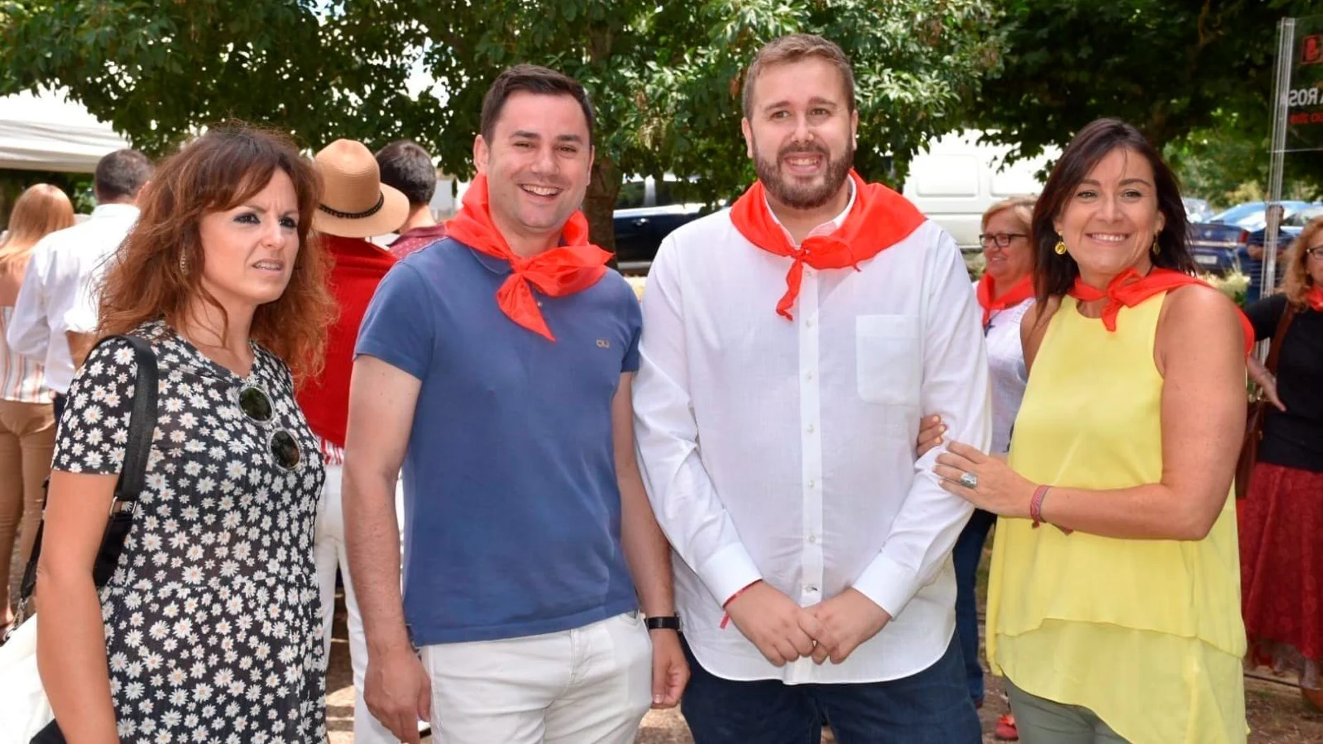 Fiesta de la Rosa en Sahagún con la presencia de Patricia Gómez, Javier Alfonso Cendón, Álvaro Lora y Ana Sánchez