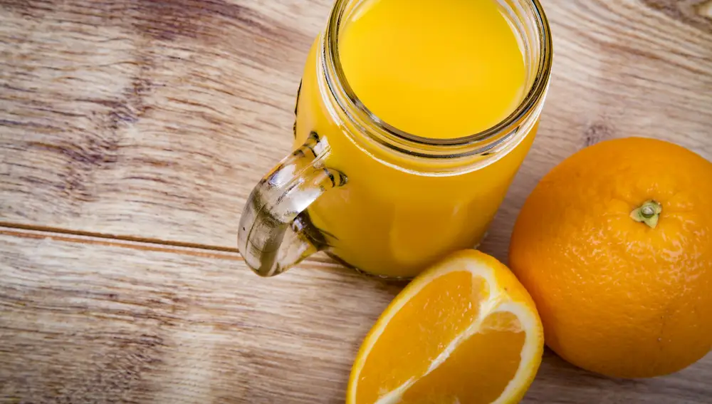El zumo de naranja es una de las pocas fuentes naturales ricas en hesperidina