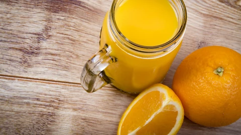 El zumo de naranja es una de las pocas fuentes naturales ricas en hesperidina