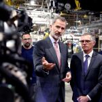 El Rey da impulso al nuevo Opel Corsa español con su visita a la fábrica de Figueruelas