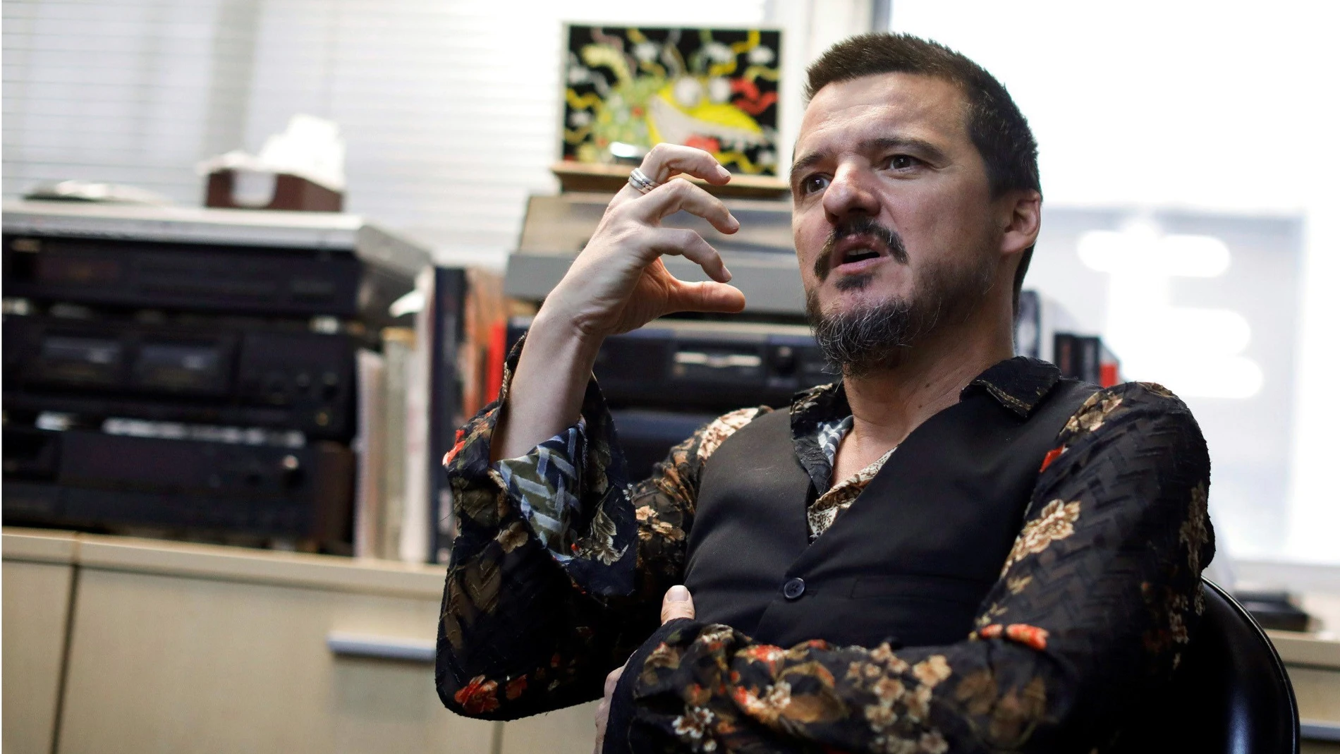 Coque Malla se lanza a la "aventura" con un disco "¿revolucionario?"