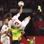 Sergi Gómez con el Sevilla. (AP Photo/Miguel Morenatti)