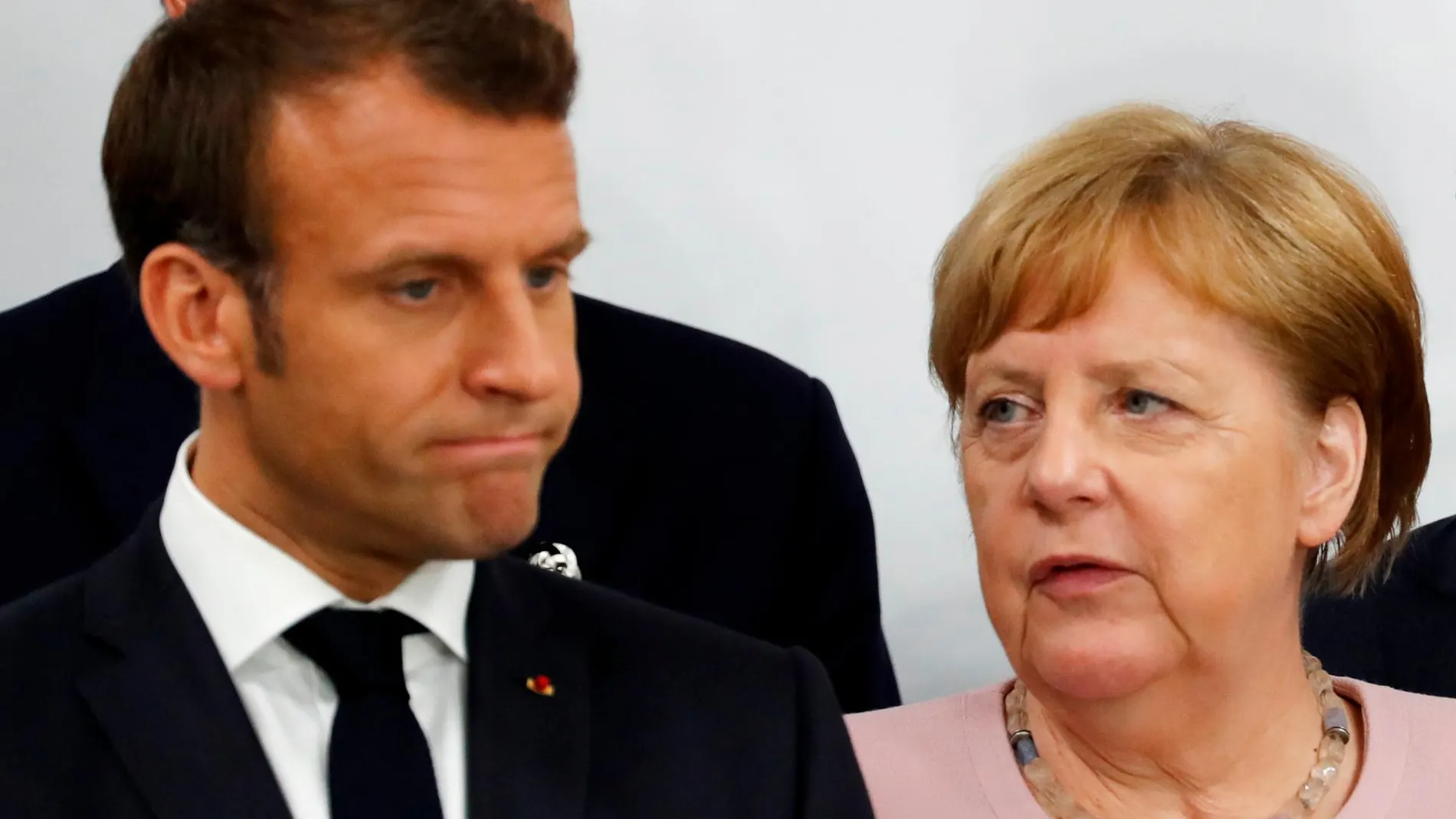 La nueva prórroga del Brexit vuelve a enfrentar a Emmanuel Macron y Angela Merkel