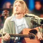  Los 90 tienen un precio: 334.000 dólares por el cárdigan de Kurt Cobain