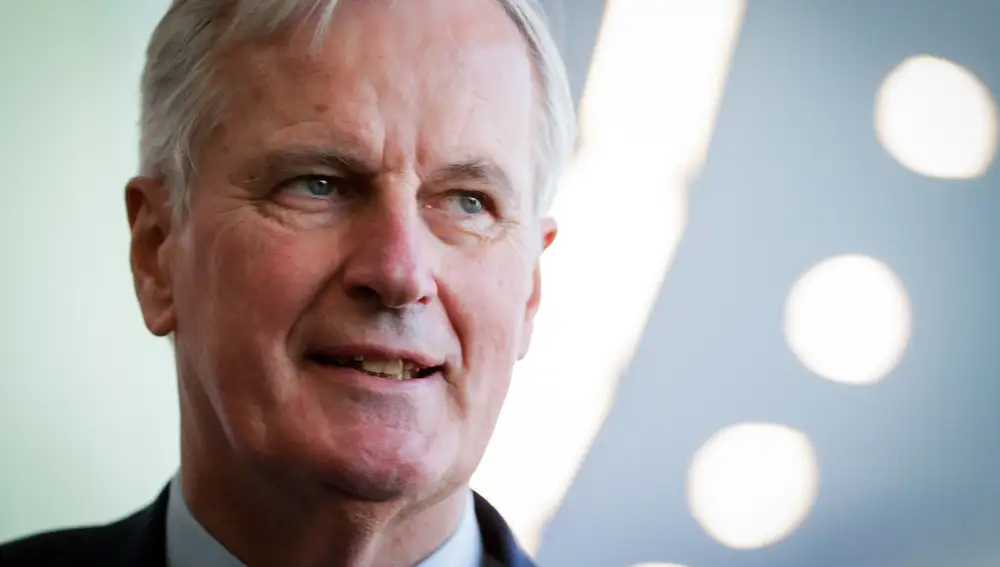 Brussels (Belgium), 30/10/2019.- The European Union's chief Brexit negotiator Michel Barnier arrives at a European Economic and Social Committee for a debate called Encourage civil society dialogue with the United Kingdom after Brexit at the European Parliament in Brussels, Belgium, 30 October 2019. (Bélgica, Reino Unido, Bruselas) EFE/EPA/STEPHANIE LECOCQ