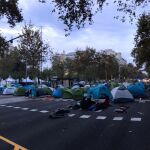 Segundo día de acampada a las puertas de la Universidad de Barcelona / Foto: Europa Press