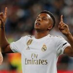 Rodrygo celebra el primer gol