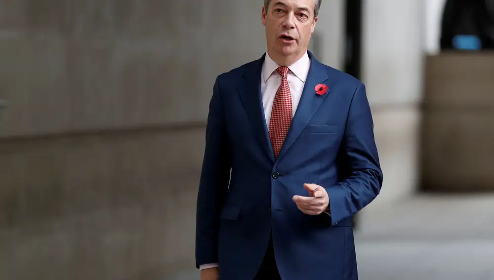 FILE PHOTO: Brexit Party leader Nigel Farage arrives to appear on BBC TV's The Andrew Marr Show in London, Britain, November 3, 2019. REUTERS/Yara Nardi/File Photo
