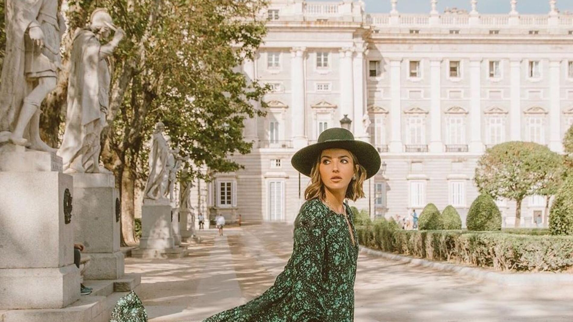 Alexandra Pereira tiene el vestido estampado de Zara que te