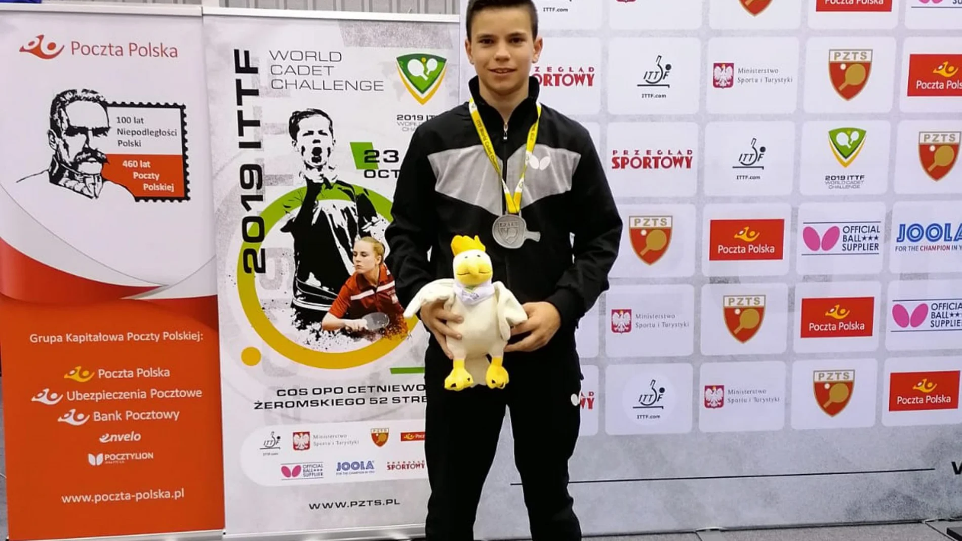 El joven Daniel Berzosa tras alzarse con la plata en la final de Polonia