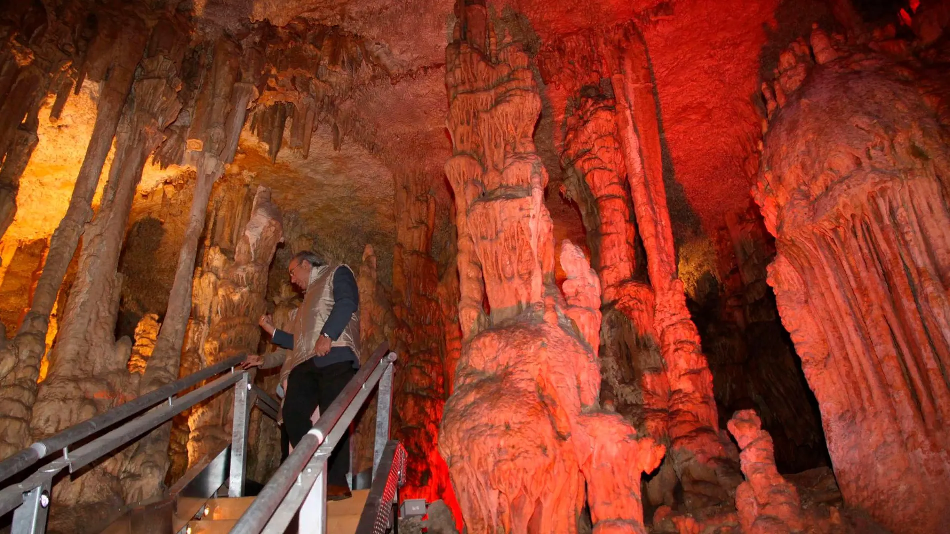 La Cueva de los Franceses, en Revilla de Pomar, recibe cada mes alrededor de dos mil visitas