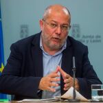 El vicepresidente de la Junta, Francisco Igea, comparece ante los periodistas tras la reunión de los jueves del Consejo de Gobierno