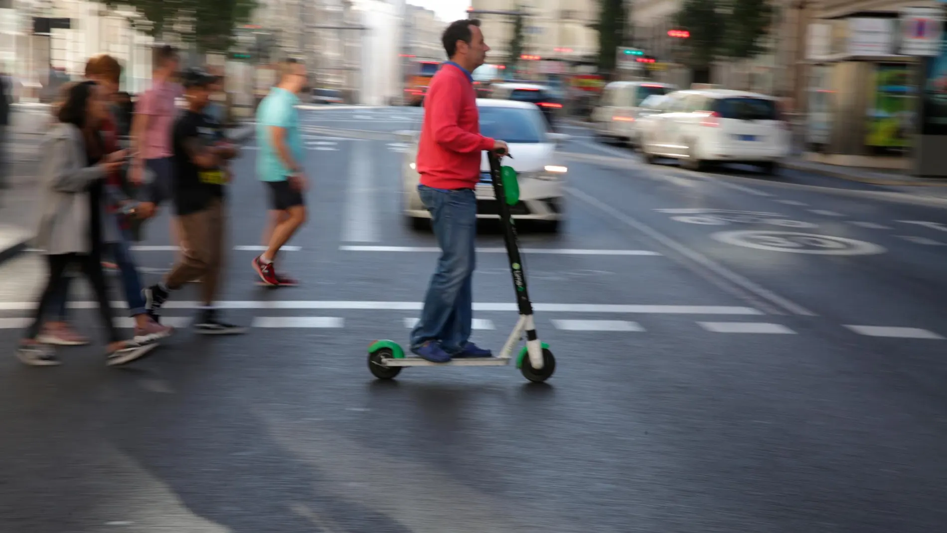 Los patinetes se han incorporado plenamente al tráfico en las ciudades