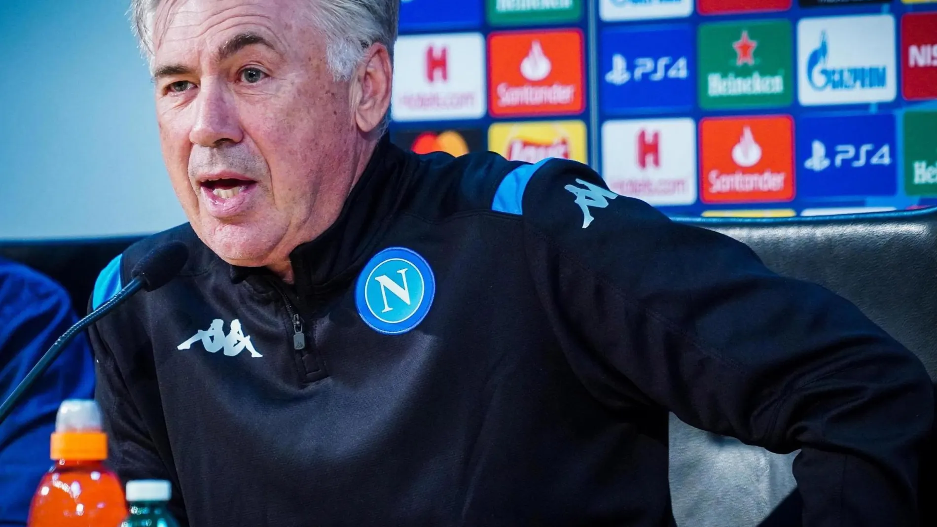 Carlo Ancelotti, entrenador del Nápoles