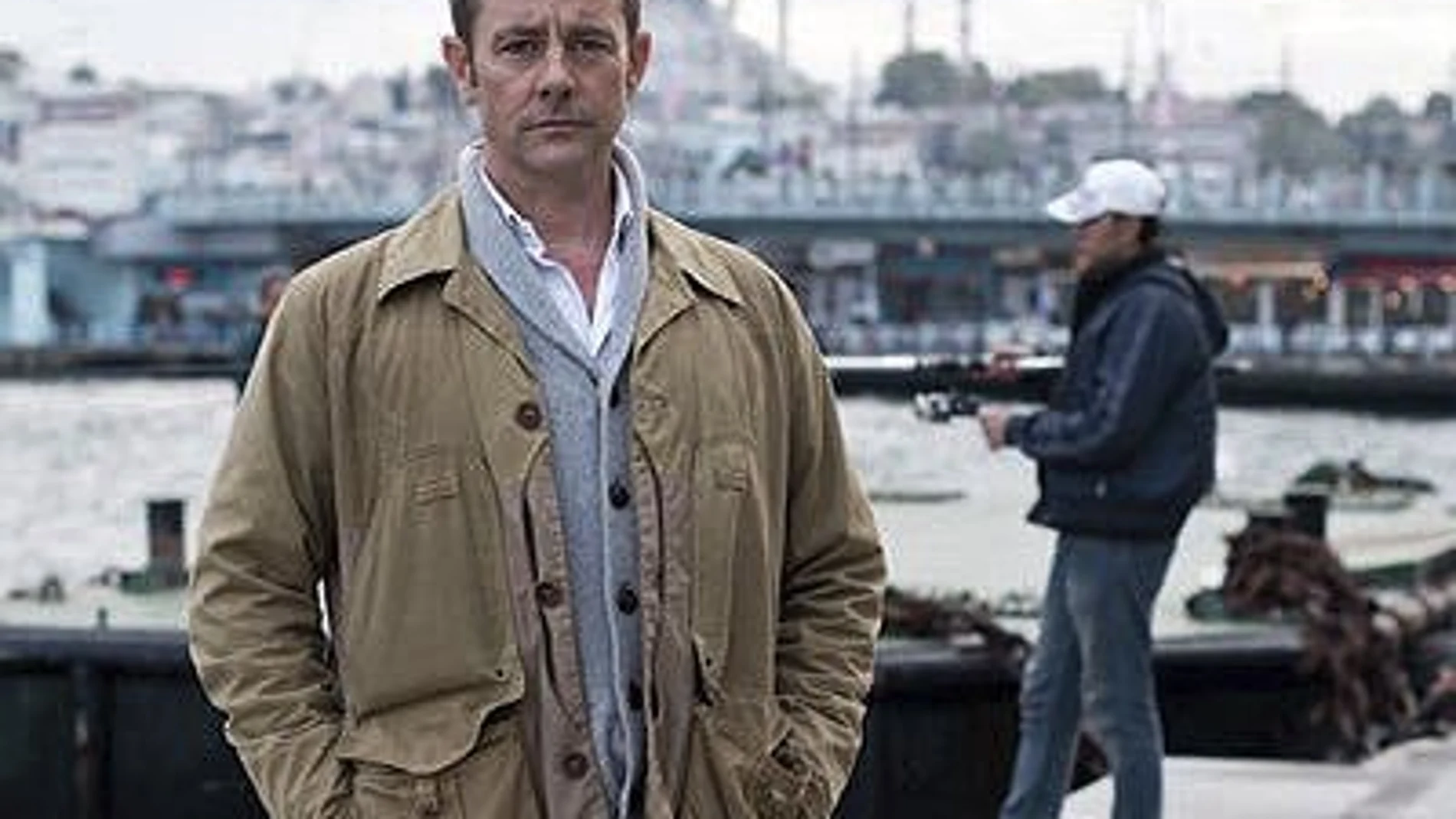 El ex soldado británico James Le Mesurier en el Cuerno de Oro en Estambul. (AP Photo/File)