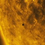 Una imagen del tránsito de Mercurio por el Sol