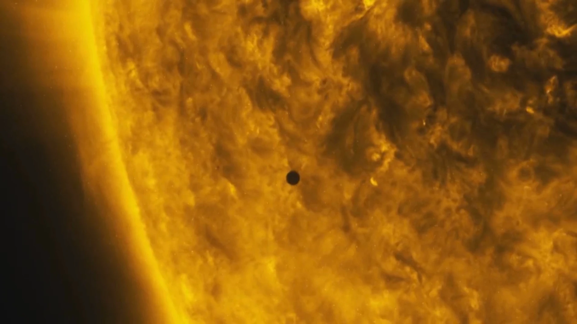 Una imagen del tránsito de Mercurio por el Sol