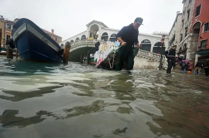 Cambio climático: El año que viene habrá que empezar a comprar entradas para ir a Venecia