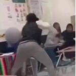 Brutal paliza de una profesora a una estudiante