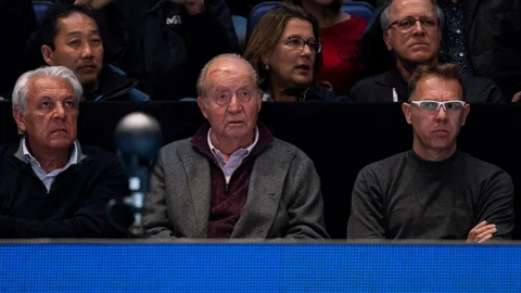 El Rey Juan Carlos, junto a la familia y el equipo de Nadal