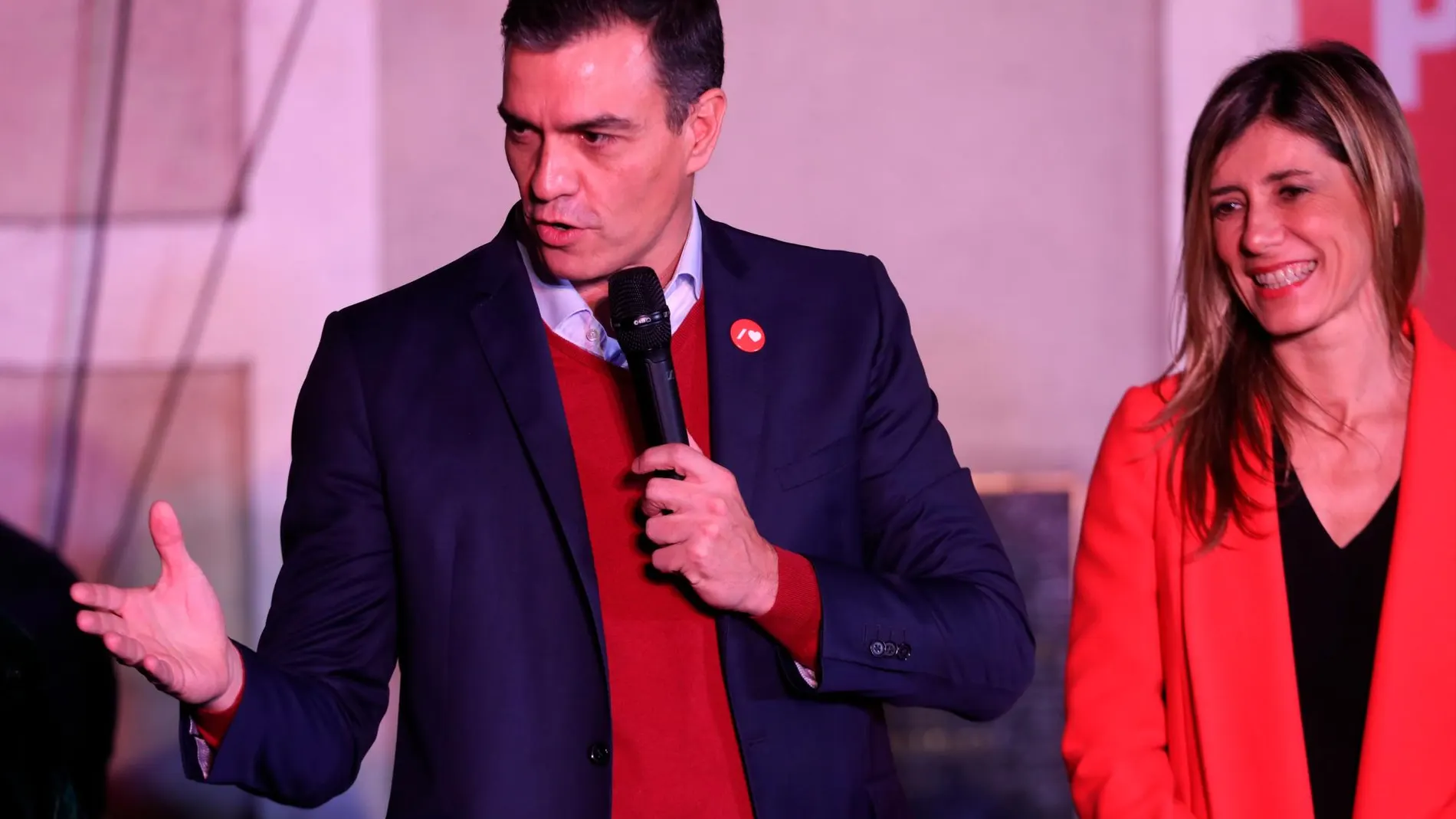 Declaraciones de Pedro Sánchez en las puertas de la sede del PSOE