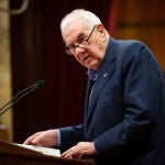 El presidente del grupo ERC en el Ayuntamiento de Barcelona, Ernest Maragall, anuncia que se absterndrán "por responsabilidad" para facilitar la tramitación de los presupuestos