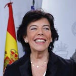 Isabel Celaá durante la rueda de Prensa del Consejo de Ministros