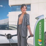 Electrificar el transporte por carretera y aumentar la generación mediante energías renovables son las claves para reducir los gases de efecto invernadero