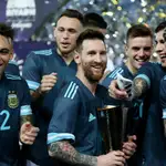 Messi gana el «superclásico» en el fugaz debut de Rodrygo con Brasil