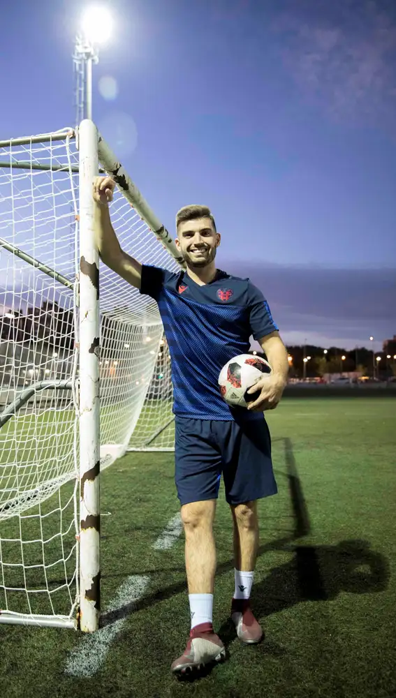 Ballou, el futbolista con parálisis cerebral que aspira a ser diplomático