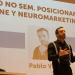El investigador Pablo Vidal, experto en mercadotecnia digital y neuromárketing, durante la conferencia que pronunció en la Universidad Politécnica de Valencia en Comunica2