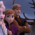 Elsa, Anna, Kristoff y Olaf, durante una escena de "Frozen 2"