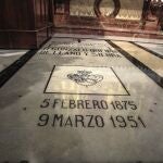 Tumba de Queipo de Llano en la basílica de la Macarena de Sevilla