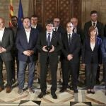 Puigdemont, junto a los miembros del Govern