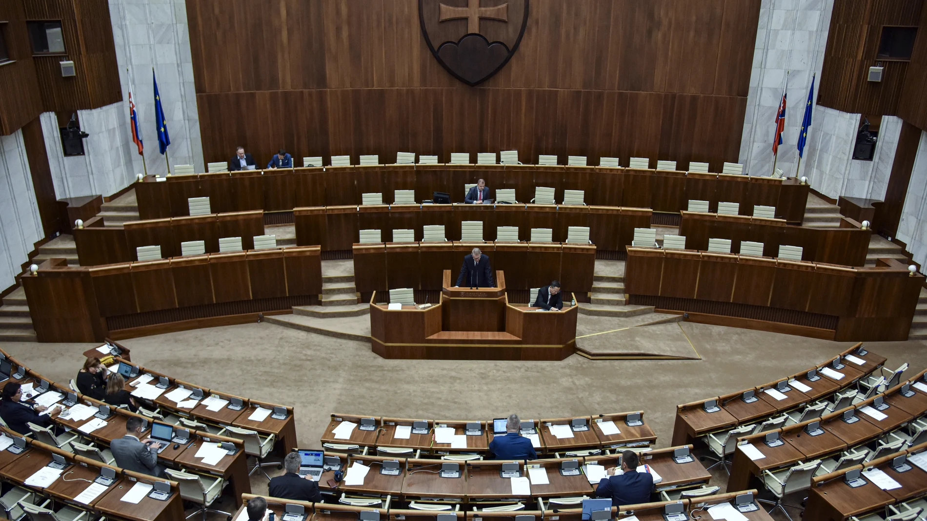 Imagen del Parlamento eslovaco donde se discute hoy la aprobación del anteproyecto de ley de aborto