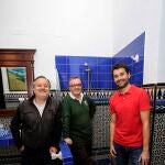 Lucas Haurie, Paco Cepeda y Miguel Ángel Chazarri, periodistas a prueba de chaparrones informativos