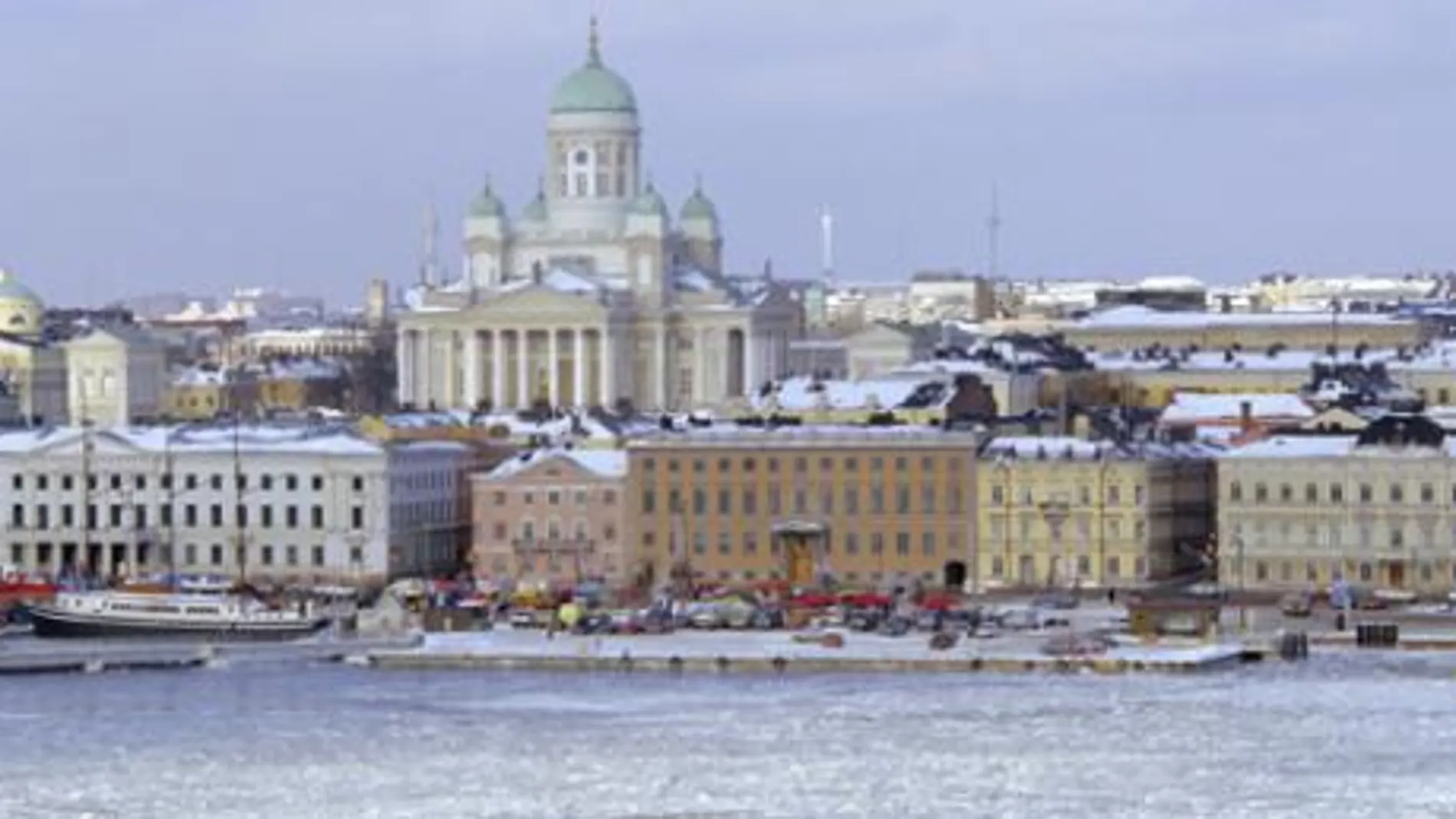 Panorámica desde el puerto de Helsinki