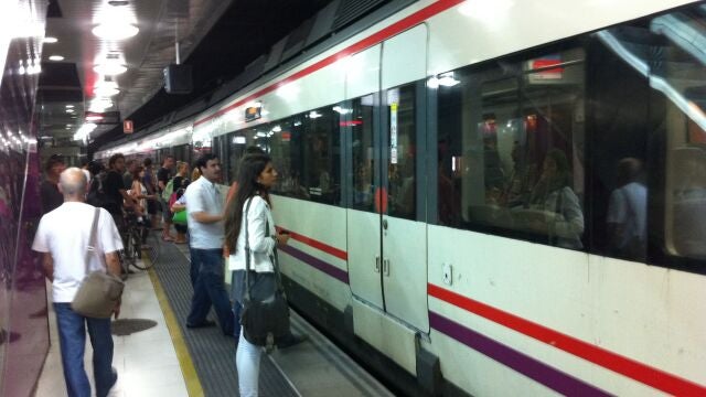 Cercanías en Barcelona. Rodalies de Catalunya. Estación de Pl.de Catalunya. Renfe. Adif. Transporte Público.EUROPA PRESS  (Foto de ARCHIVO)22/08/2011