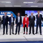 De izq. a dcha., Miquel Martí, Jesús Chapado, María Benjumea, Francisco Marhuenda, Manuel Giménez, Tomás Miller, Luis Miguel Ciprés, Antoni Peris, Jaime de Borbón-Dos Sicilias y Diego Pavía